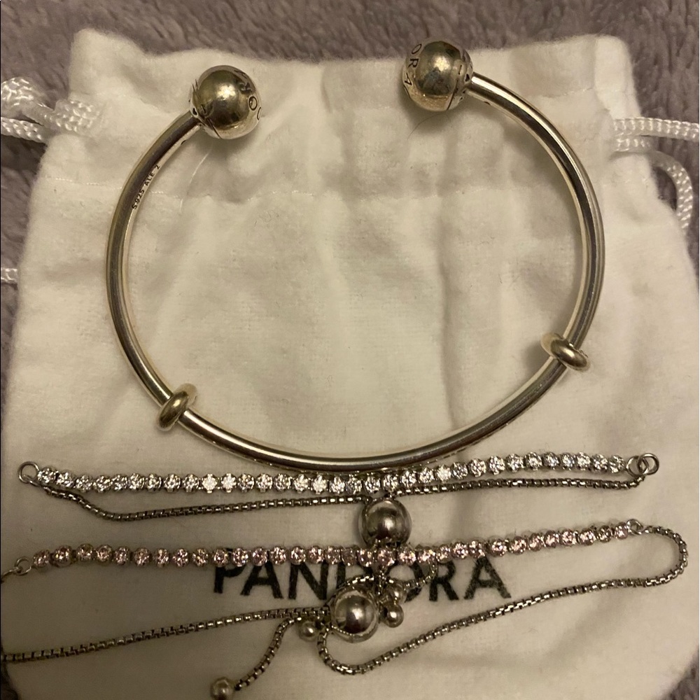 ⭐️3🌟Pandora bracelets